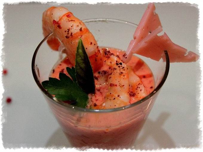 Креветка в розовом соусе с сыром "Чайная роза"