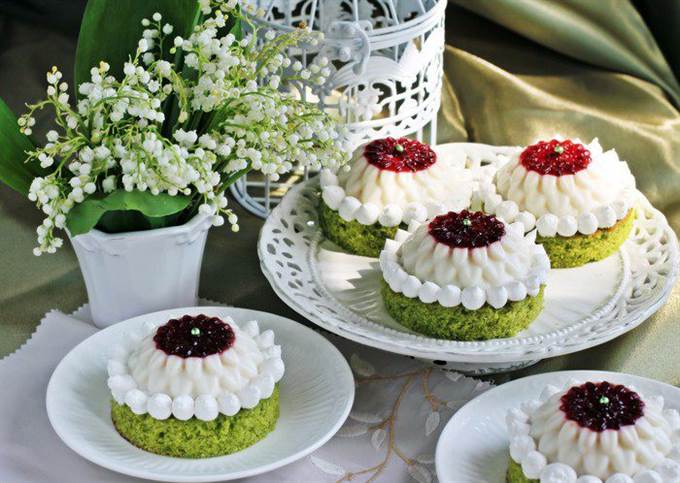 Десерт изумрудно-рубиновый