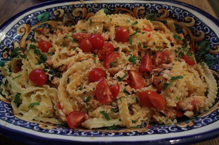 Паста с сибасом и помидорами черри