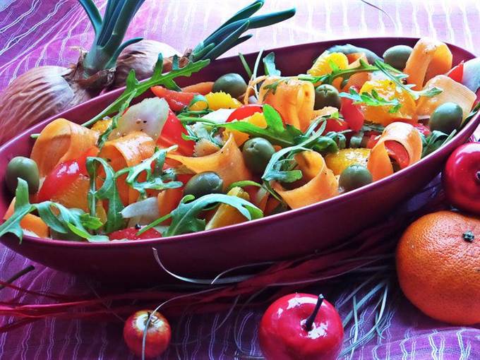 Морковный салат с рукколой